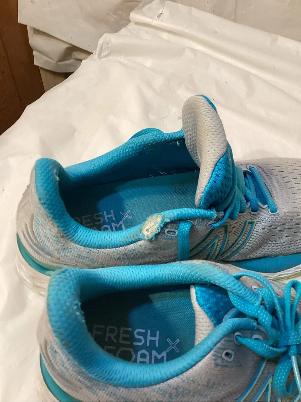 New Balance Womens Fresh Foam 880 V11 W880S11 Gray Blue Running Shoes Size 8.5